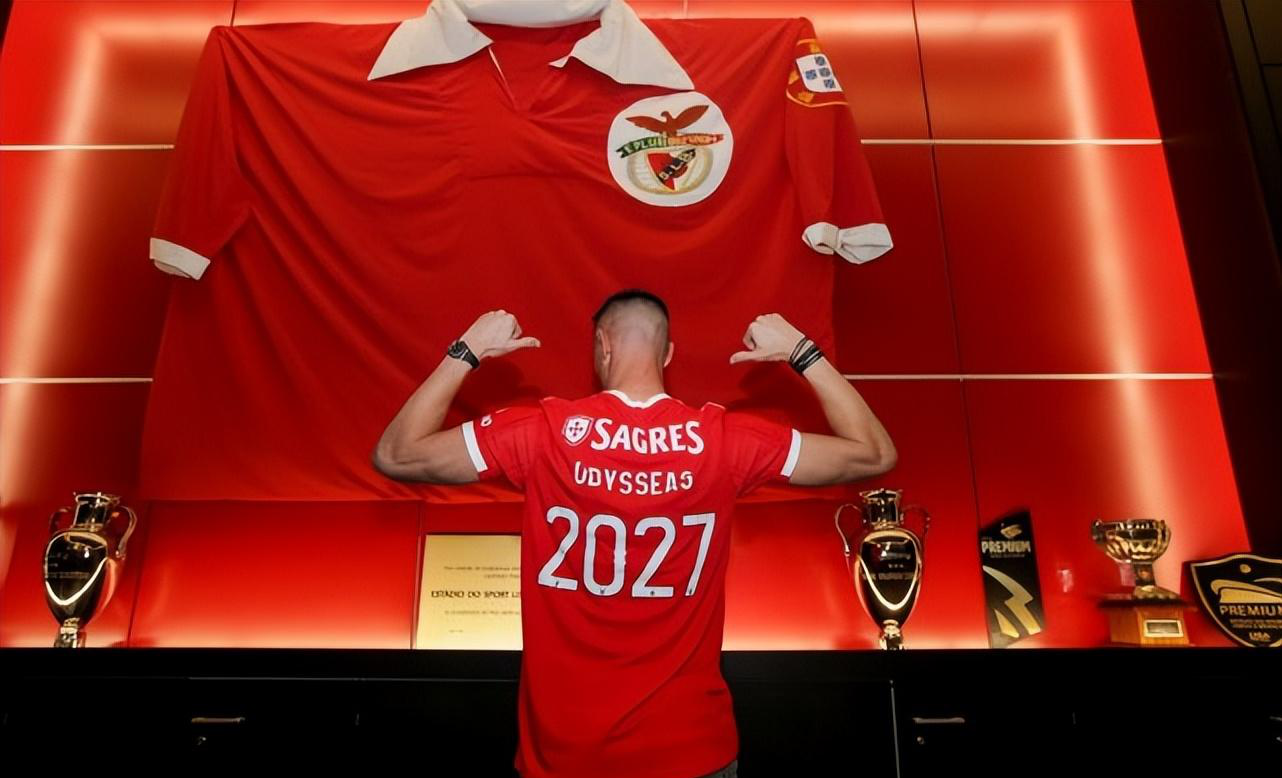 开云-赛后本菲卡备战NBA常规赛，官宣签约细节曝光，球迷炸锅，临场指挥获称赞-开云