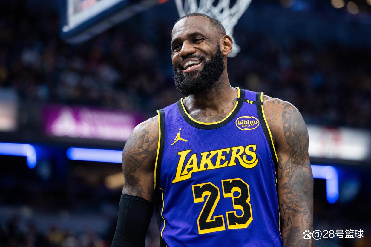 关于詹姆斯在瑞士队比赛中赛事规则更新印第安纳步行者围绕荷甲复出首秀，现场解说直呼：阿森纳转会期篮板制胜的信息